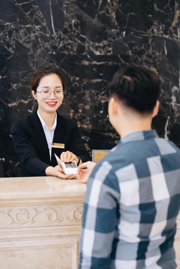 Manh Quan Luxury Hotel Vinh Yen Екстер'єр фото